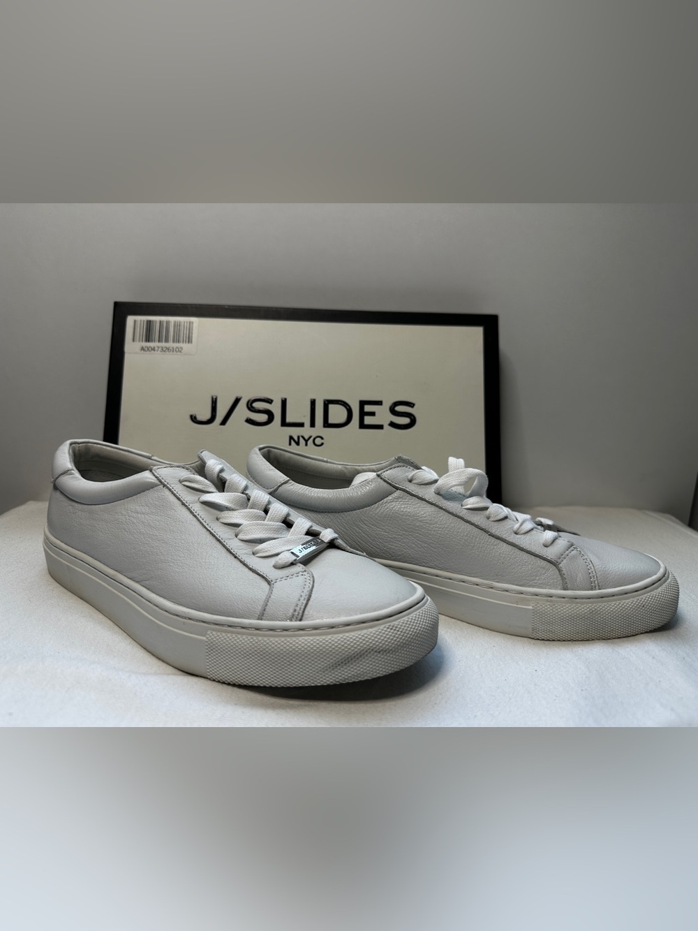 J/SLIDES NYC- 85 LACEE by J/SLI- White Sneakers- 8.5
